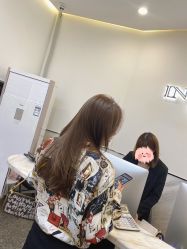 -东秀护肤造型