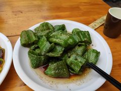-曾氏肥肠馆(凯瑞雅居店)