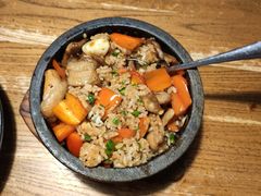 当红小炒肉石锅饭-新白鹿餐厅(龙游路总店·杭帮菜名店)
