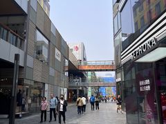 -迪桑特DESCENTE(北京三里屯BLANC店)