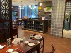 -潇湘华天大酒店-湘·悦美食街(芙蓉中路店)