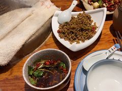 -滇香肴·云南菜蒸汽石锅鱼(云南北路店)
