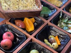 -花菇朵·云山雀 ll 野生菌锅·野果酸汤·精品滇菜(万柳店)