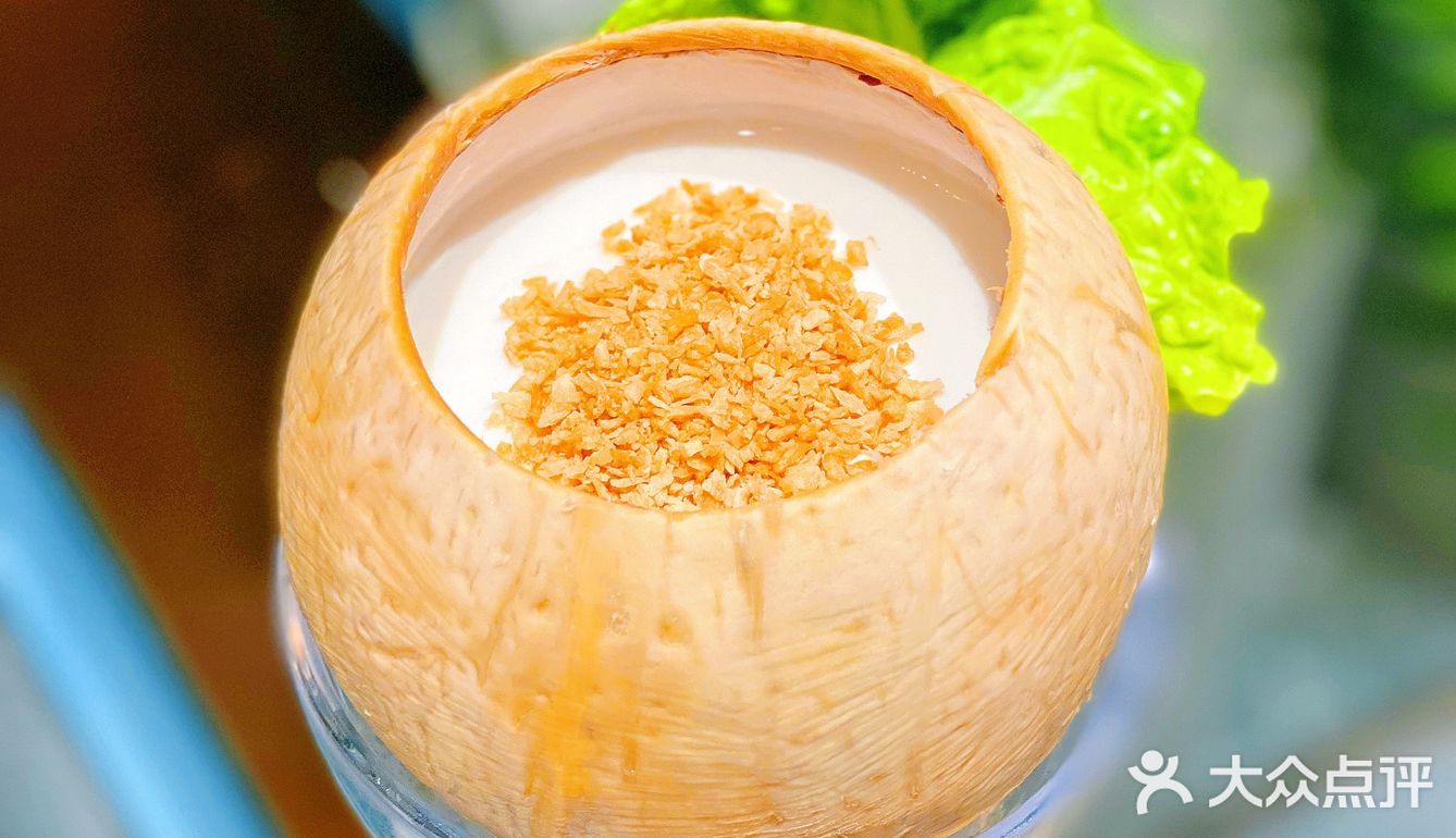 中山探店|冬天要吃热腾腾的正宗椰子鸡