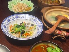 -古都历食南京菜·烤鸭·鸭血粉丝·汤包(南京博物院店)