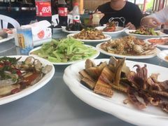 -阳光海鲜大排档