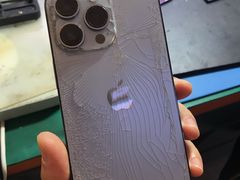 -易修哥手机维修·壳膜·回收(南山益田假日店)