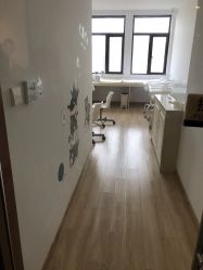 -海豚湾高端月子会所(黄浦店)