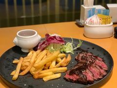 美国安格斯顶级牛腹肉-地中海休闲餐厅