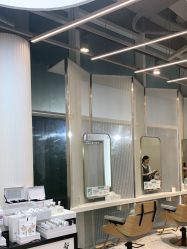 -PE SALON 