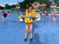 -汤山欢乐水世界