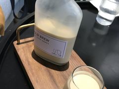 冷萃拿铁-COTTON CAFE(德信·中外公寓店)