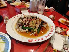 -鱼满舱·鲜活海鲜·正宗鲁菜