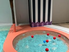 -涨巢·潮玩水疗局