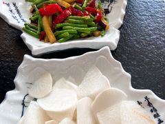 -撒拉人家.酸菜牦牛肉火锅