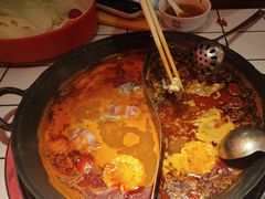 -热火朝天鲜切牛肉火锅(南强街巷店)