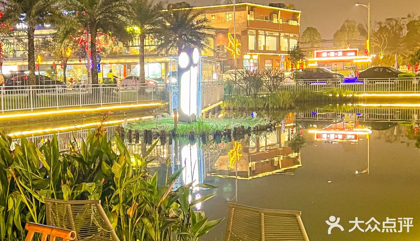 江门没有比这家更懂氛围感的吧‼️湖边BBQ‼️