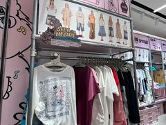 -上海来福士广场