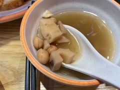 -瑞霖·隆江猪脚饭