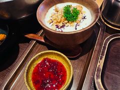 -银米·云南传统过桥米线(双廊黑金冠店)