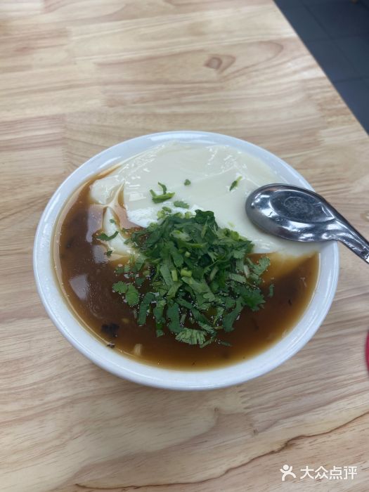 筋饼豆腐脑一绝豆腐脑图片