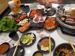 -啊美丽炭火烤肉(滑翔一店)