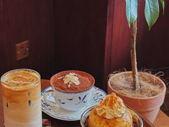 -Café Monson