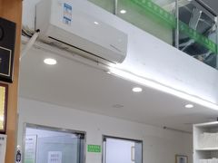 -爱侣宠医·鹦鹉专科·小型哺乳类·异宠专科(灵石路店)