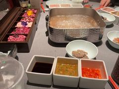 -左庭右院鲜牛肉火锅黑金店(陆家嘴中心店)