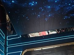 -屋有岛沉浸游戏旗舰店(中山公园店)