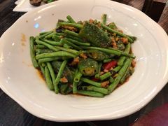 虎皮尖椒豆角焖肉沫-御膳粥·牛乳粥底火锅·地道顺德菜(容桂店)
