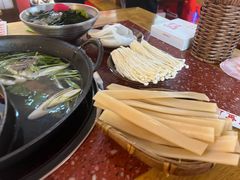 -赵美丽·重庆社区火锅·直营店(火车东站·中豪国际店)