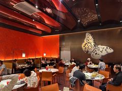 -蝴蝶里·粤菜·点心(滨江龙湖店)