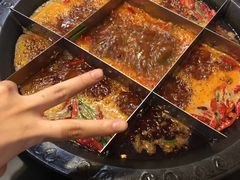 -疯狂的筷子老灶九宫格火锅