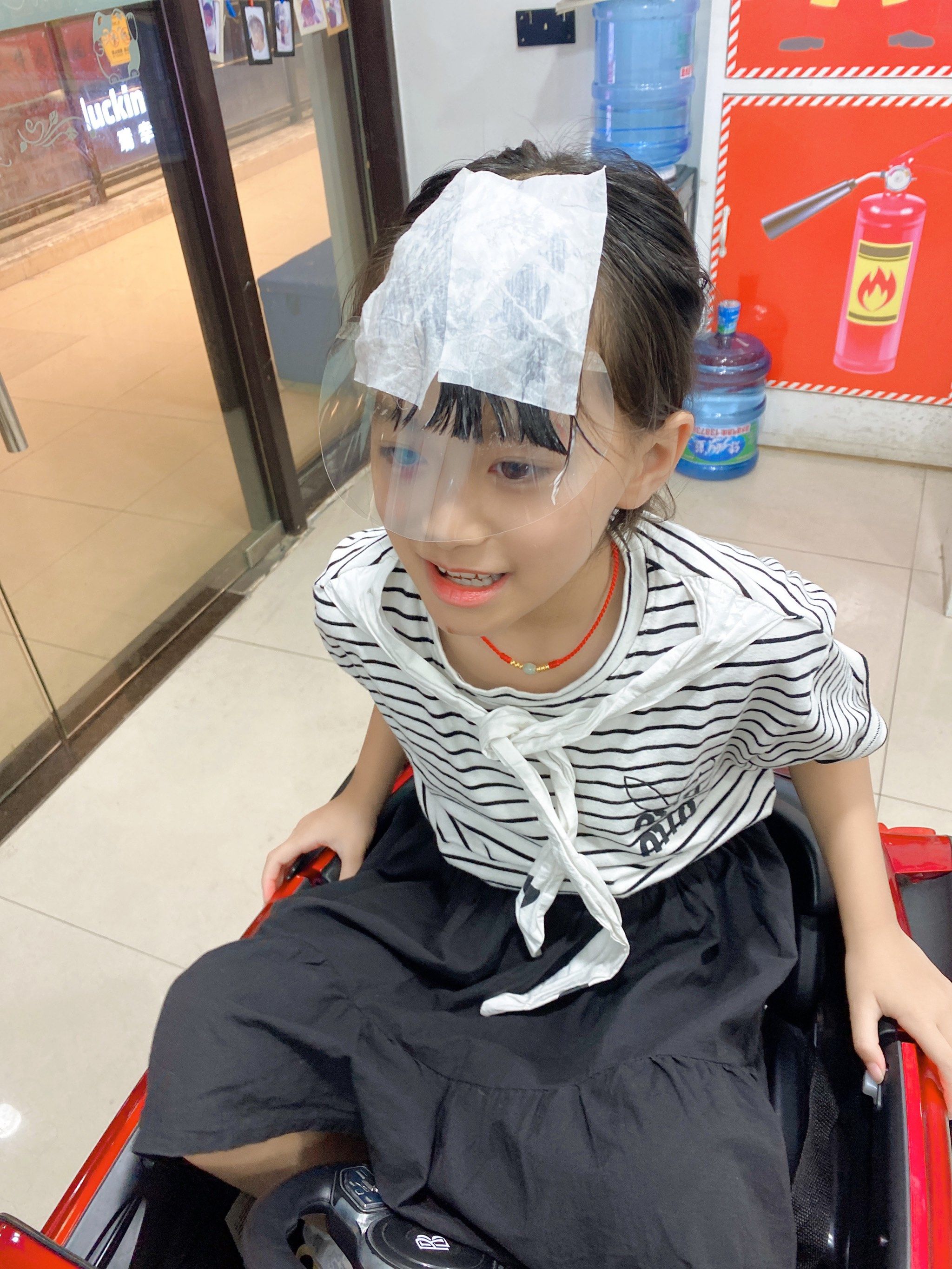 刘海定型宝宝发型也要酷 儿童剪发 愿你无忧无虑健康快乐的长大