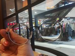 -新镜界眼镜(乐坊大华生活广场店)