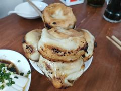 -宝瑞门钉肉饼店