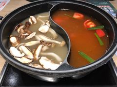 鸳鸯锅-呷哺呷哺(哈尔滨红博购物广场店)