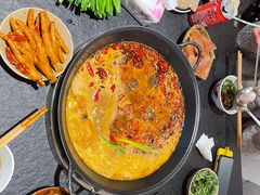 -四小区火锅·巷子里的重庆火锅(花照壁店)