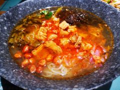 -八月美食小馆(银泰城总店)