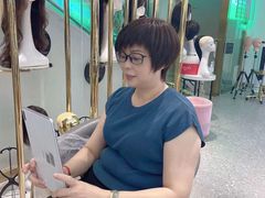 -LAQUEEN 时尚健康假发(万象城总店)