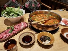 -黔诚多彩火锅(甲秀楼店)