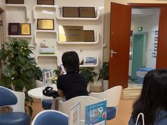 -上海和平眼科医院