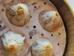 蟹黄小笼包-松鹤楼·非遗·苏帮菜(融科店)