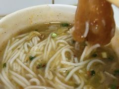 -汪记鲜鱼糊汤粉(沈阳路总店)