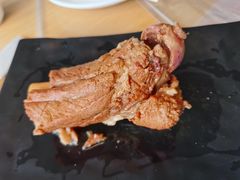 招牌酱大骨-关东小磨东北菜(上海长风大悦城店)