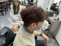-藤野造型烫染·漂发