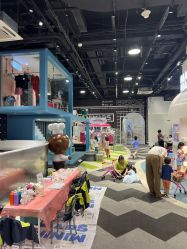 -MINI MARS KIDS CLUB亲子家庭中心(长宁天山店)