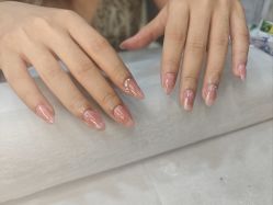 -董小姐日式美甲美睫·皮肤管理