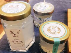 -燕庭·纯燕窝·甜品下午茶(南京西路店)